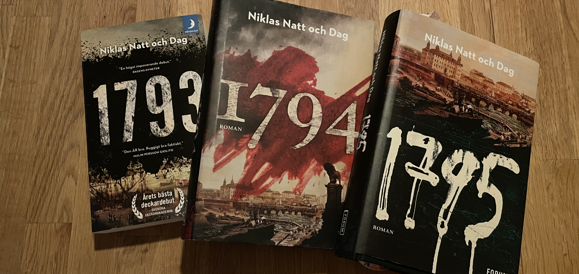 Bellman noir-trilogin av Niklas Natt och Dag utgörs av böckerna 1793, 1794 och 1795
