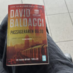 Recension av David Baldaccis bok "Passageraren 06:20"