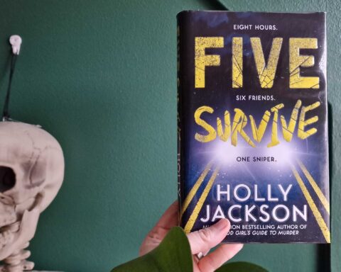 "Five survive" av Holly Jackson